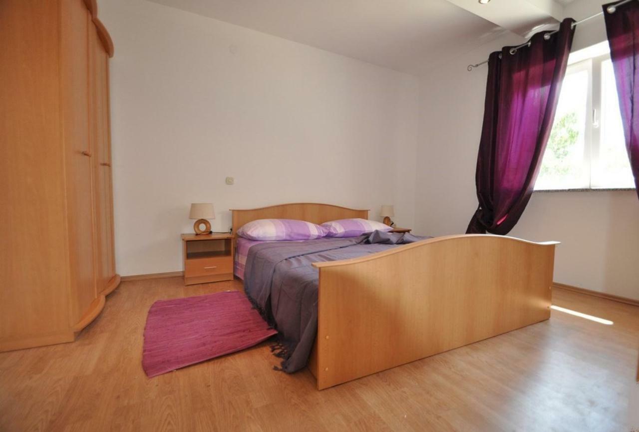 Apartment In Vrbnik/Insel Krk 36796 Kültér fotó