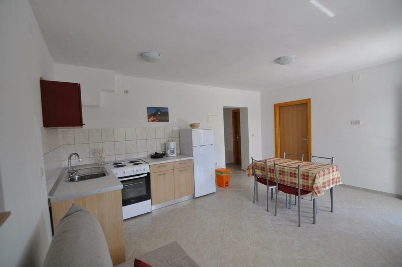 Apartment In Vrbnik/Insel Krk 36796 Kültér fotó