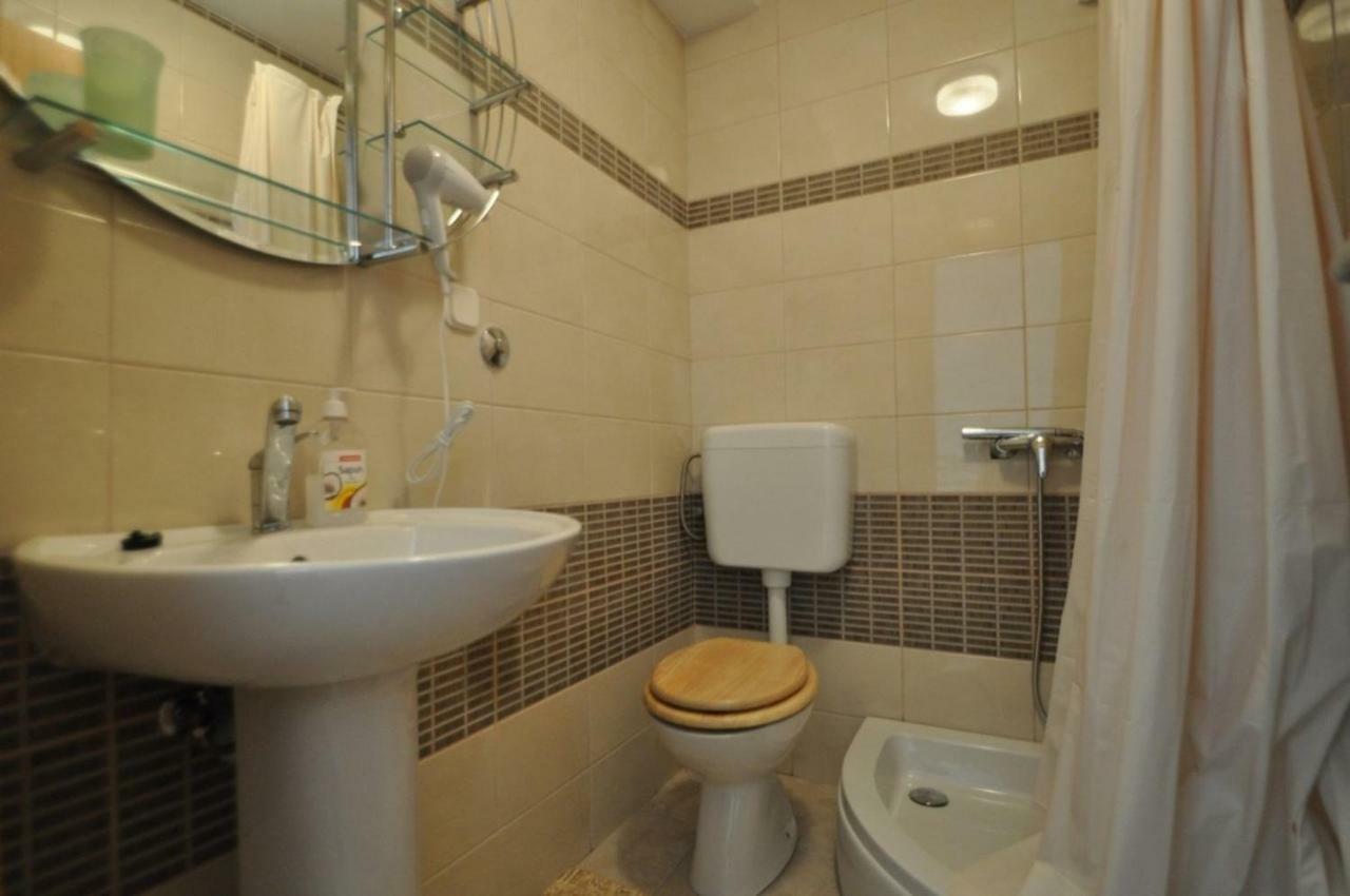 Apartment In Vrbnik/Insel Krk 36796 Kültér fotó